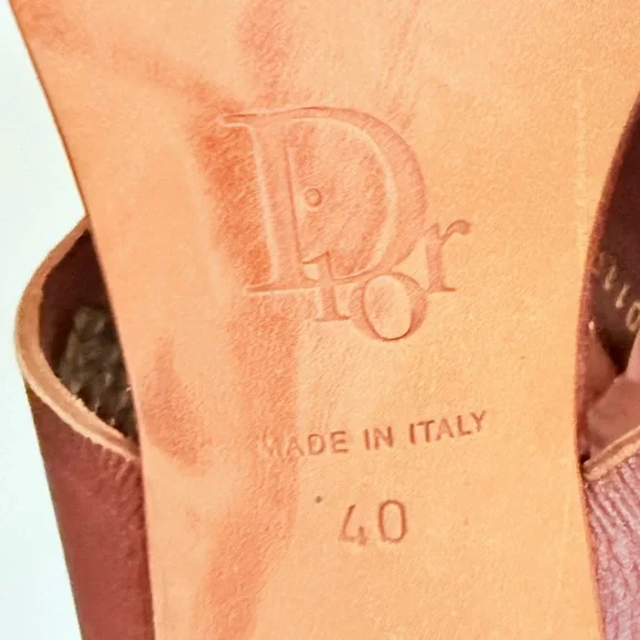 Christian Dior Vintage Brown Gold Leather Tassel thong kitten heel sandals EU 40 - Picture 9 of 10